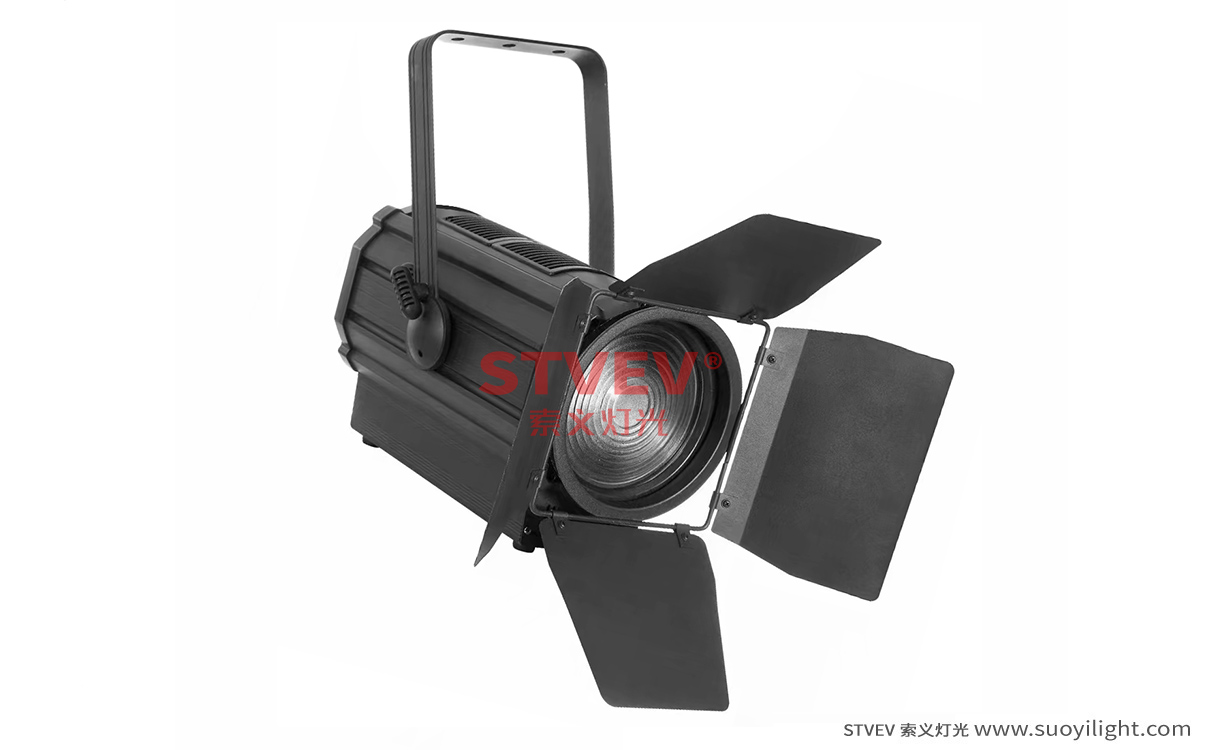 安徽300W專業(yè)級聚光燈